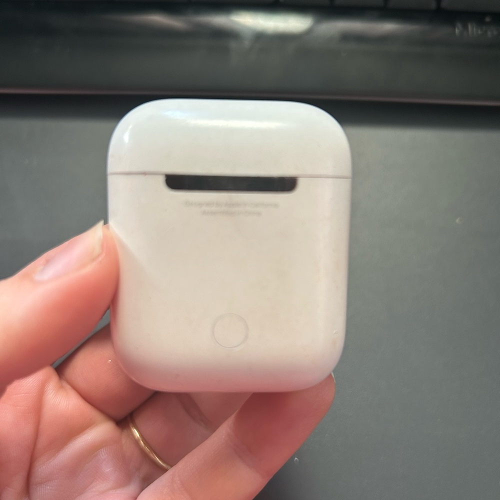 AirPods